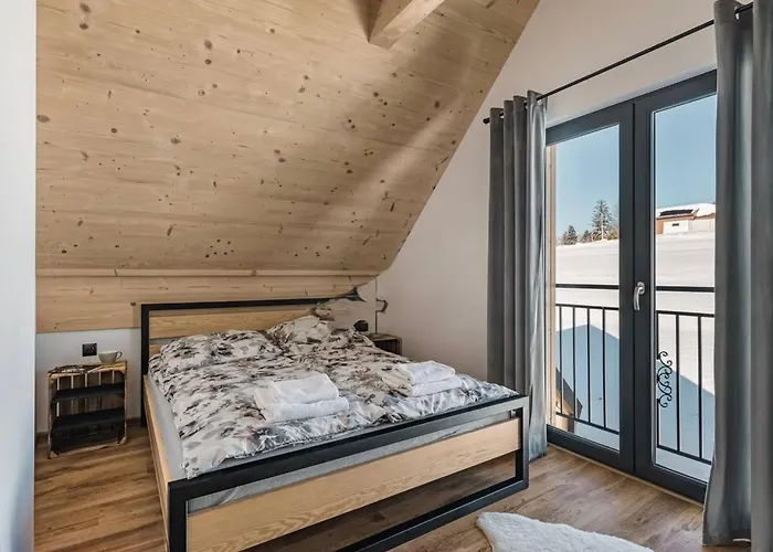 Tatra Village Chalet Pyzowka